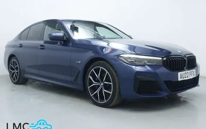 Usado BMW 530e M Sport 292 HP (214 kW) 2022 Sedan