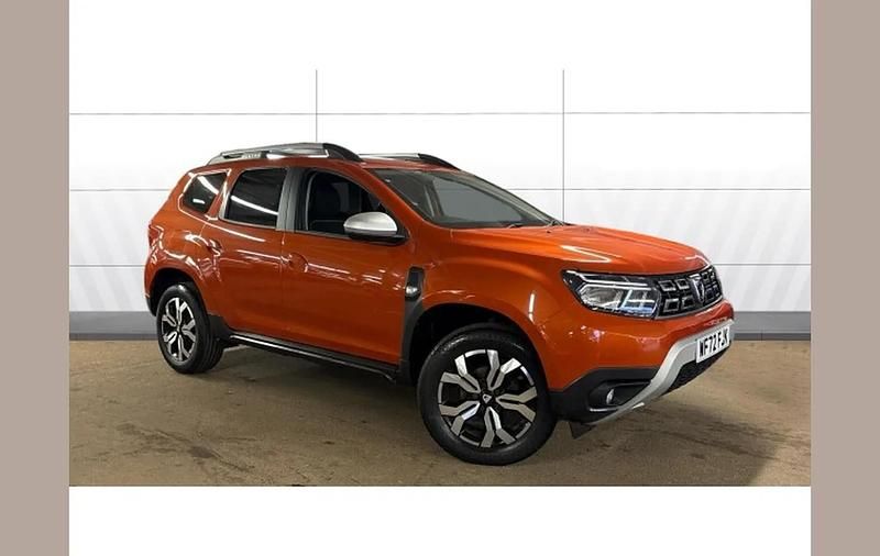 Used Dacia Duster Prestige 91 HP (66 kW) 2022 Orange SUV