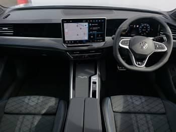 Used VW Passat R-line 150 HP (110 kW) 2024 Silver Estate