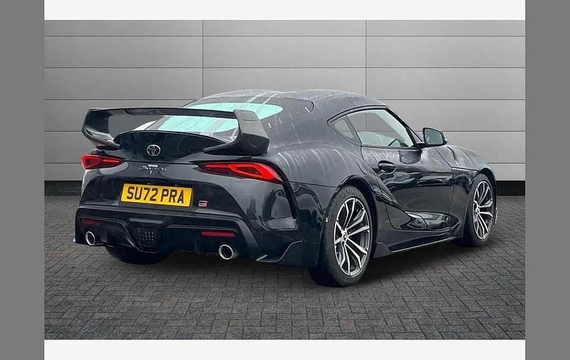 Used Toyota Supra 254 HP (186 kW) 2022 Black Coupe