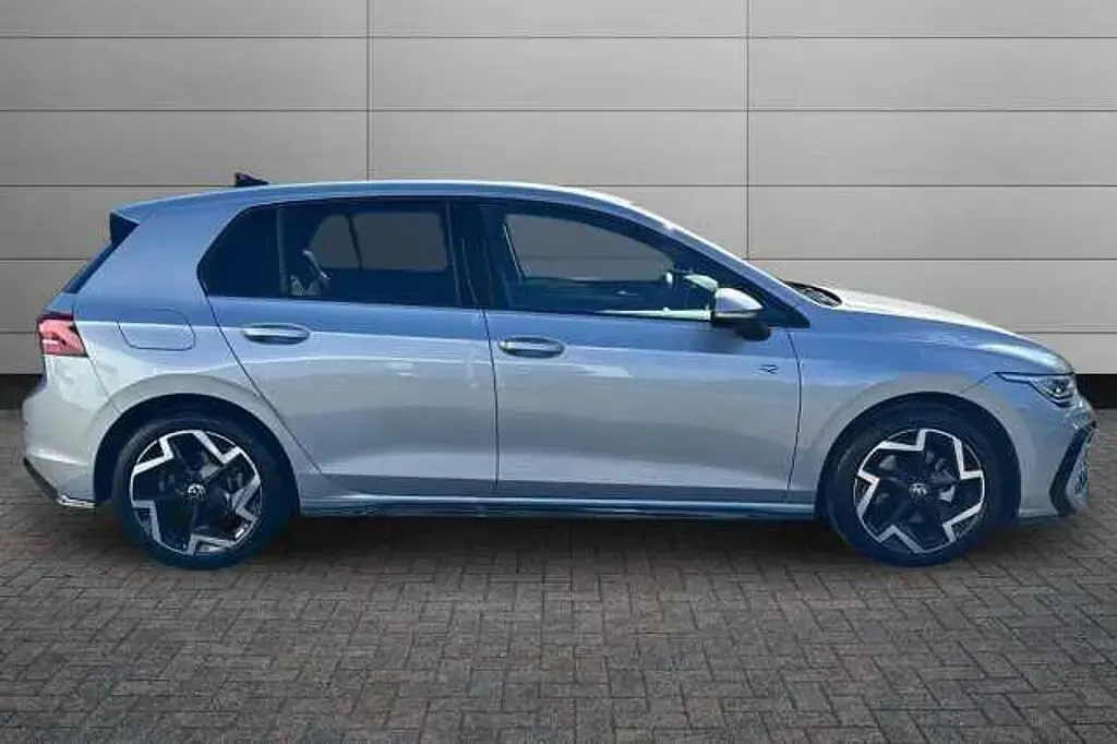 Used VW Golf VIII 150 HP (110 kW) 2025