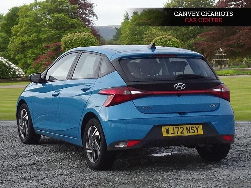 Used Hyundai i20 SE 100 HP (73 kW) 2022 Turquoise Hatchback