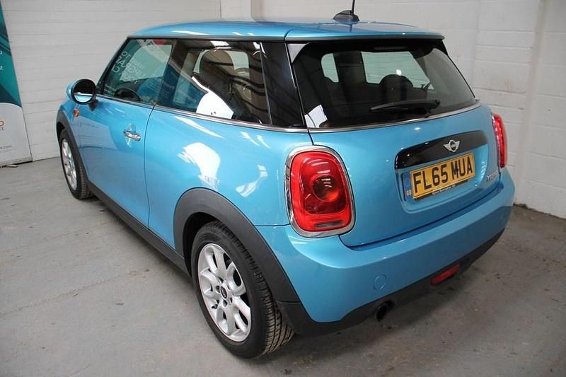 Used Mini Cooper Hatch 136 HP (100 kW) 2015 Blue Hatchback