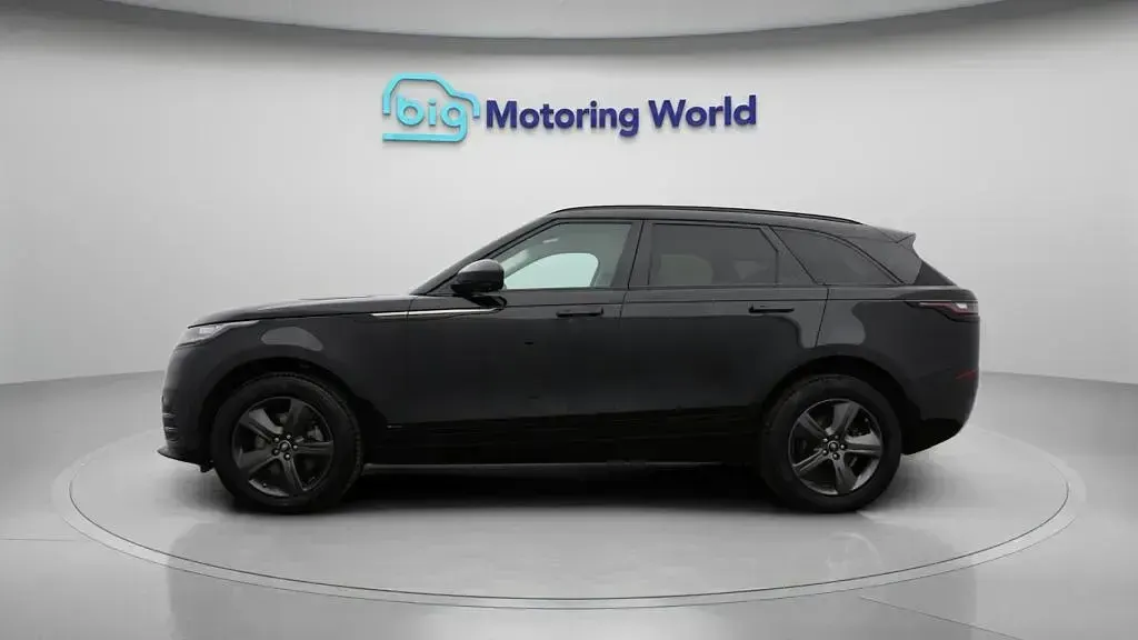 Używany Land Rover Range Rover Velar R-Dynamic 204 KM (150 kW) 2021 Czarny SUV
