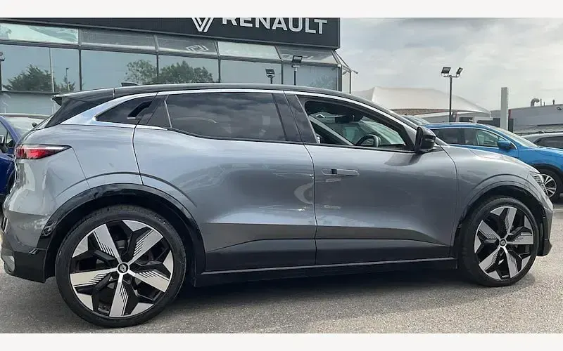 Used Renault Megane E-Tech Techno 160 kW (218 HP) 2023 Hatchback