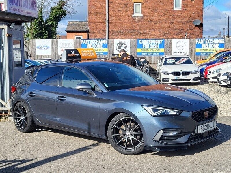 Grey Used 2021 Seat Leon FR Sport Hatchback | £10,995 (Good price) - Image 1/4