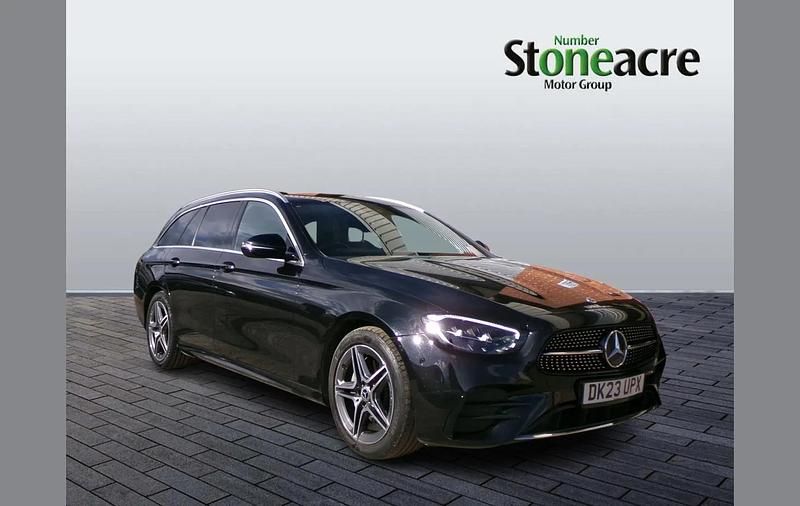 Used Mercedes E200 AMG line 196 HP (144 kW) 2023 Black Estate