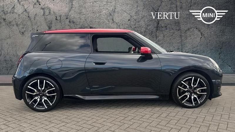 Used Mini Cooper SE Hatch 158 kW (215 HP) 2024 Grey Hatchback