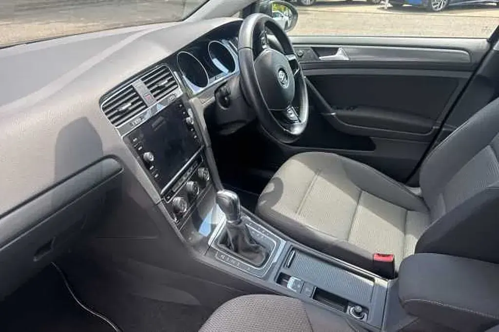 Used VW Golf VII Match 150 HP (110 kW) 2019 Black Hatchback