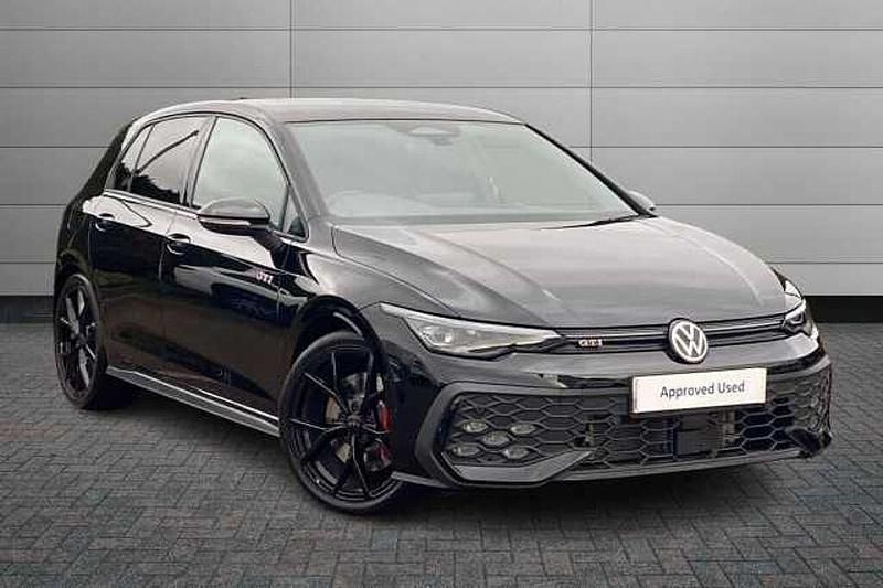 Used VW Golf VIII 265 HP (194 kW) 2026