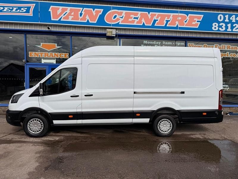 Begagnad Ford Transit 130 HK (95 kW) 2023 Vit Van