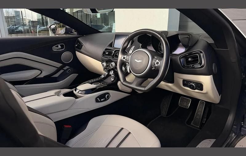 Used Aston Martin Vantage 510 HP (375 kW) 2022 Blue Coupe