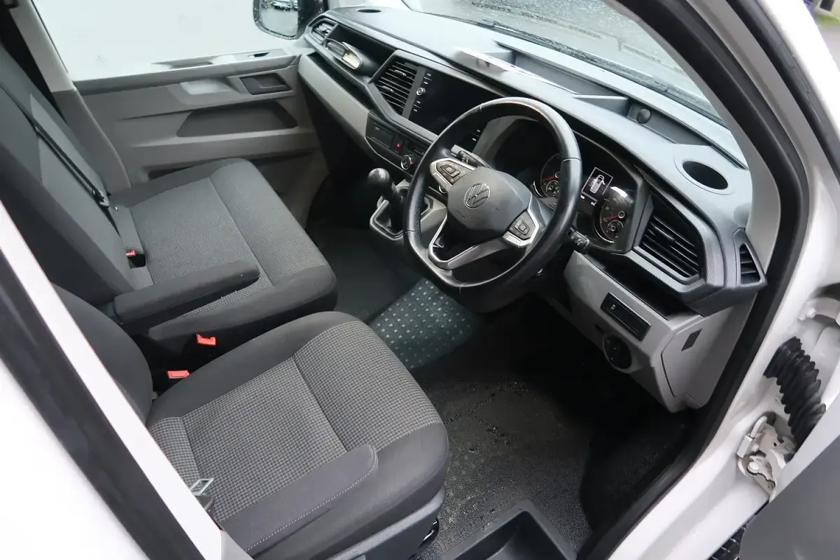 Used VW T6.1 Startline 150 HP (110 kW) 2021 White Van