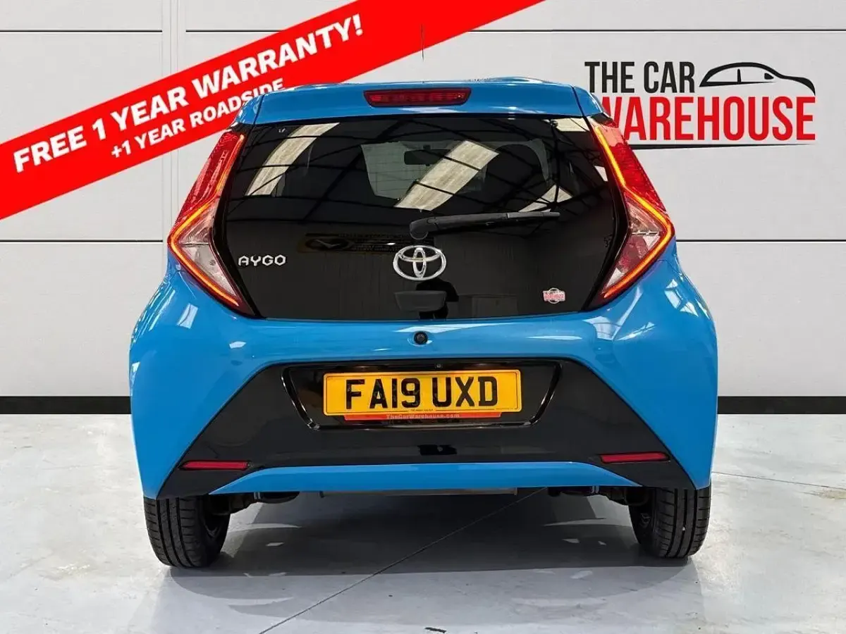 Used Toyota Aygo Trend 72 HP (52 kW) 2019 Blue Hatchback