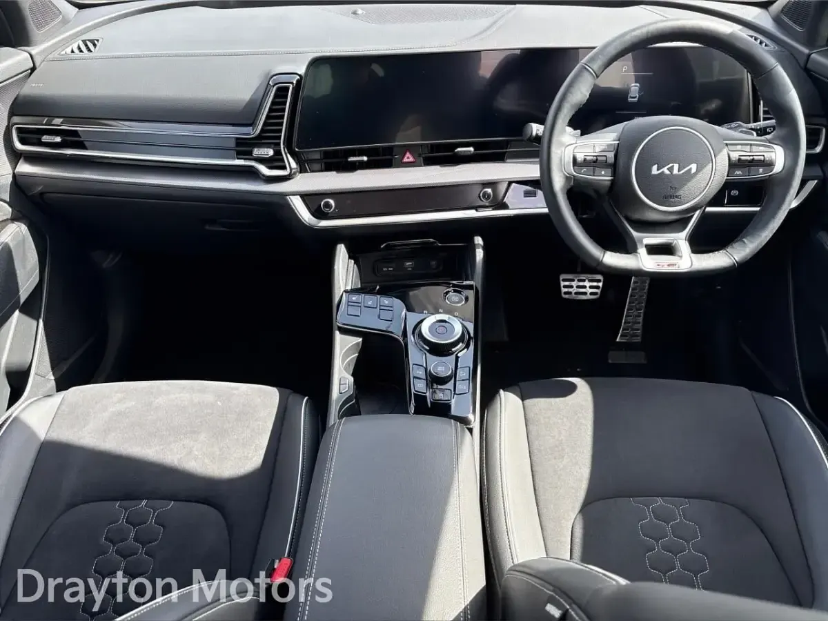 Second-hand Kia Sportage GT-Line 157 CP (115 kW) 2025 Alb SUV