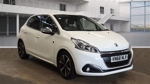 White Used 2018 Peugeot 208 S Hatchback | £7,495 (A bit pricey) - Image 1/1