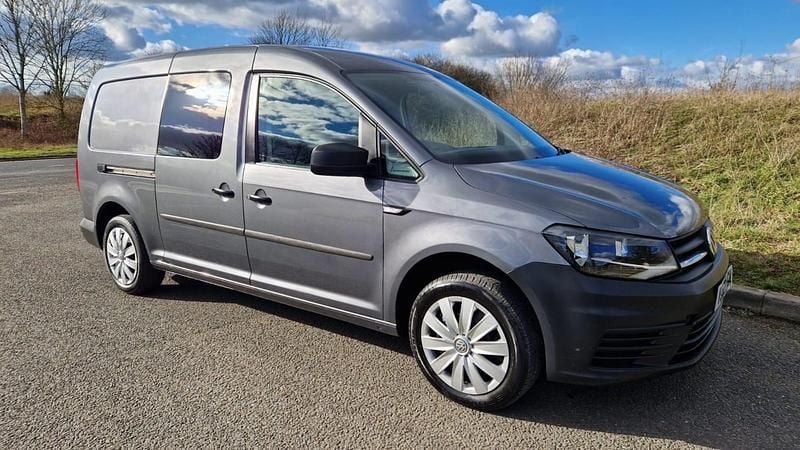 Used VW Caddy Maxi S 102 HP (75 kW) 2019 Grey MPV