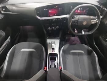 New Vauxhall Mokka 114 kW (156 HP) 2025 Brilliant paint  arctic white SUV