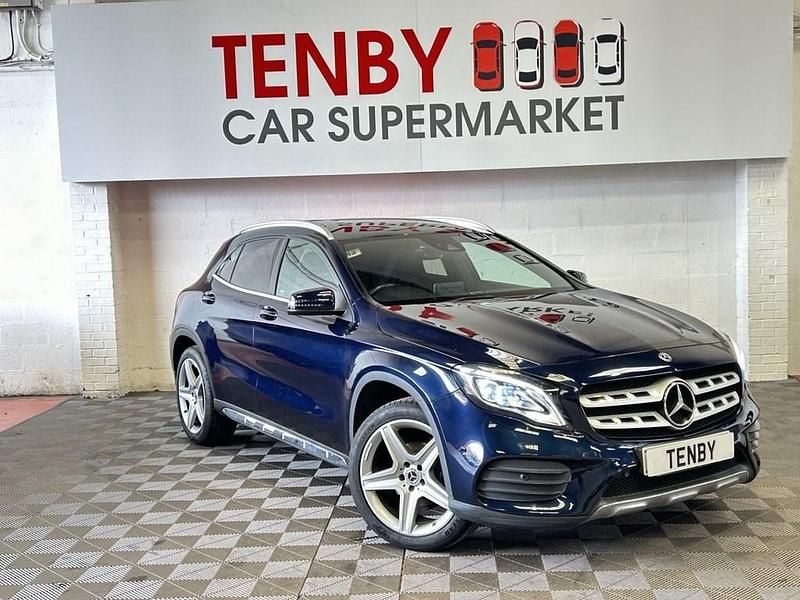 Used Mercedes GLA200 AMG line 156 HP (114 kW) 2018 Blue SUV