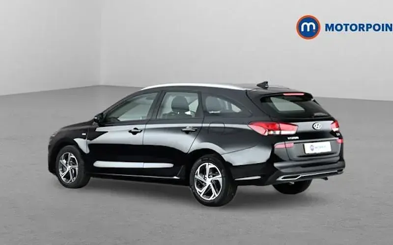 Used Hyundai i30 SE 120 HP (88 kW) 2024 Estate