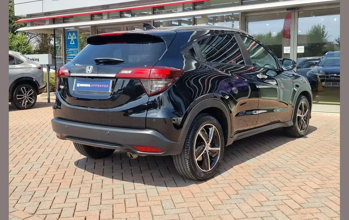 Used Honda HR-V EX 130 HP (95 kW) 2019 Crystal black SUV