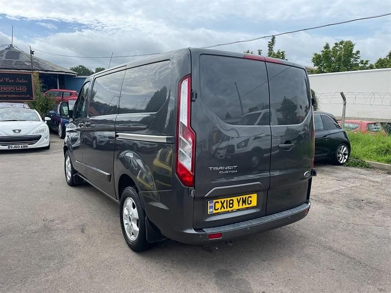 Used Ford Transit Custom Limited 130 HP (95 kW) 2018 Grey Van