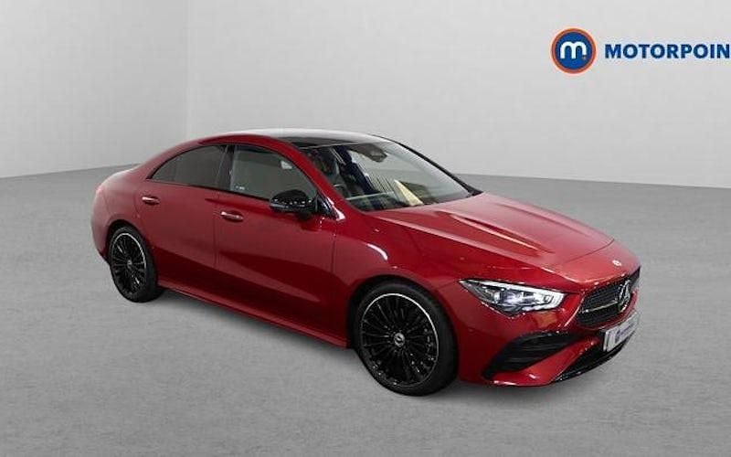 Usado Mercedes CLA200 AMG Line Premium Plus 163 HP (119 kW) 2024 Coupé