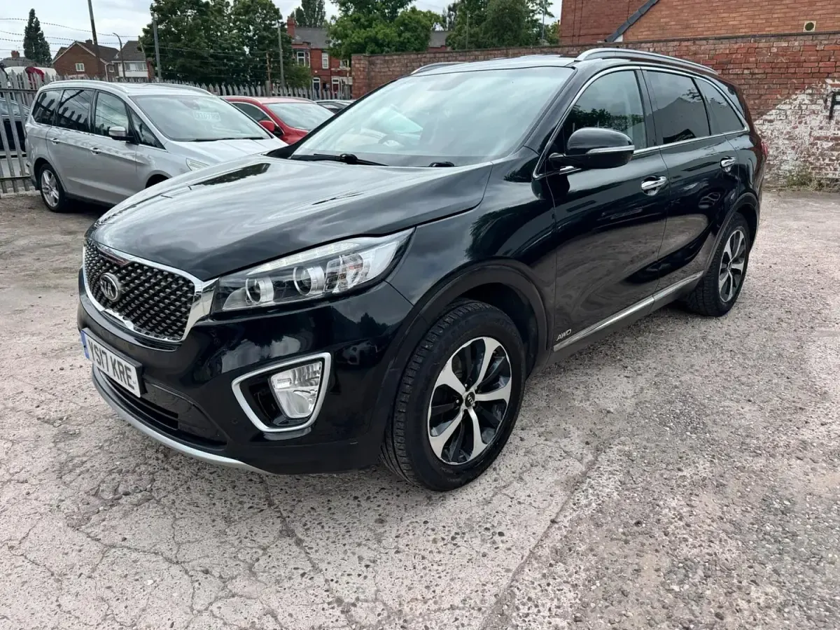 Used Kia Sorento 200 HP (147 kW) 2017 Black SUV