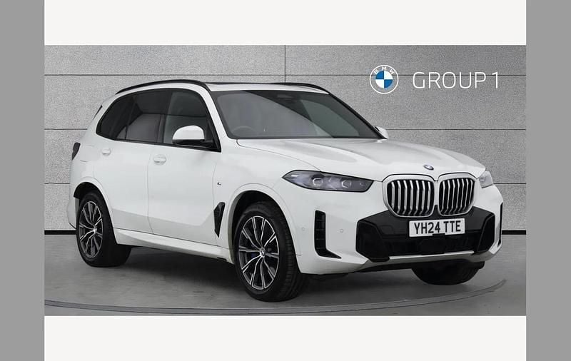 White Used 2024 BMW X5 M Sport SUV | £60,990 (Good price) - Image 1/4