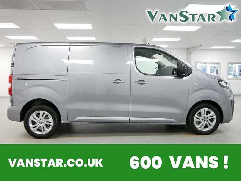 Grey Used 2022 Vauxhall Vivaro Edition Van | £17,789 (A bit pricey) - Image 1/4