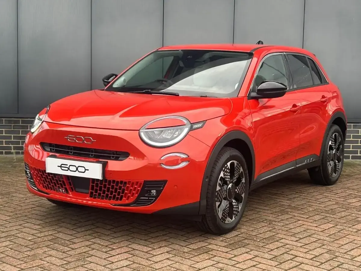 New Fiat 600E La Prima 113 kW (154 HP) 2026 Orange SUV