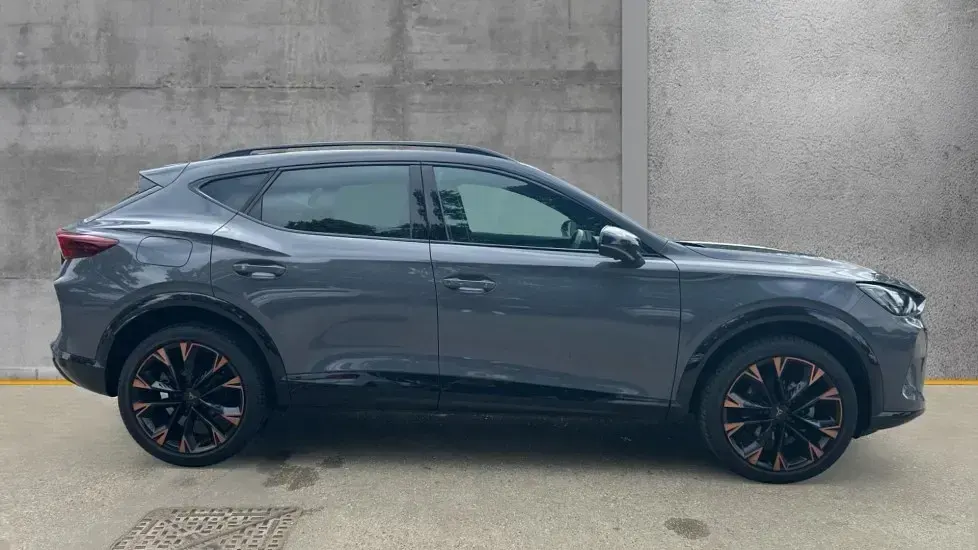 Used Cupra Formentor 150 HP (110 kW) 2025 Grey SUV