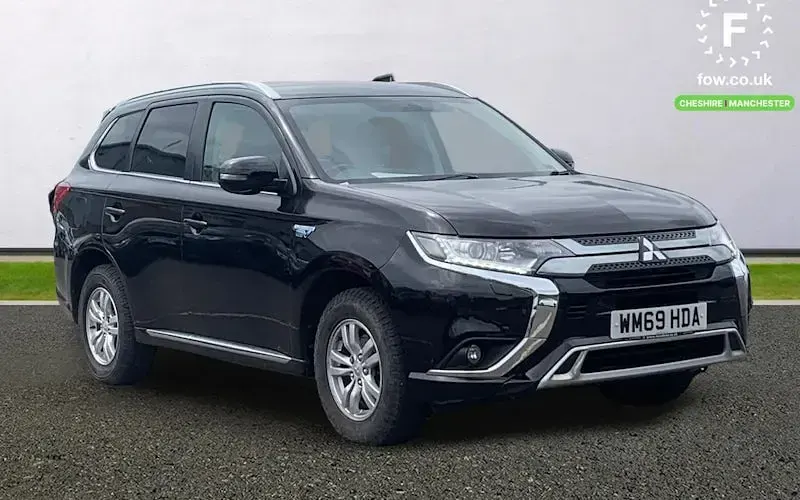 Used Mitsubishi Outlander P-HEV 224 HP (164 kW) 2020 Estate
