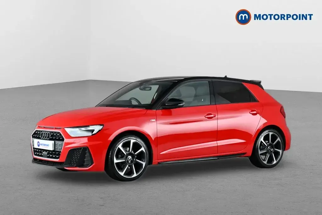 Begagnad Audi A1 Black Edition 2021 Röd SUV