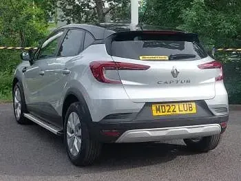 Used Renault Captur Iconic 91 HP (66 kW) 2022 Grey SUV