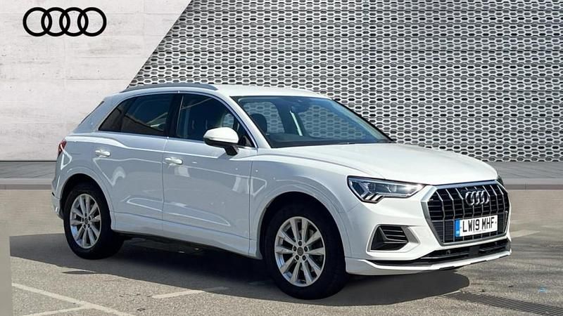 Used Audi Q3 Sport 150 HP (110 kW) 2019 White SUV