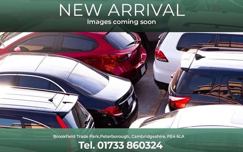 Used 2017 Kia Carens 3 MPV | £10,290 (A bit pricey) - Image 1/4