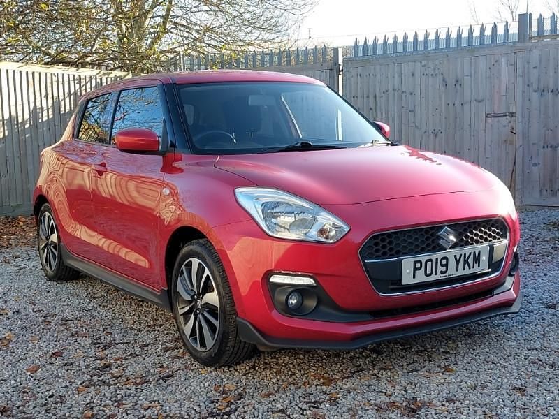 Red Used 2019 Suzuki Swift Hatchback | £9,298 (Fair price) - Image 1/4