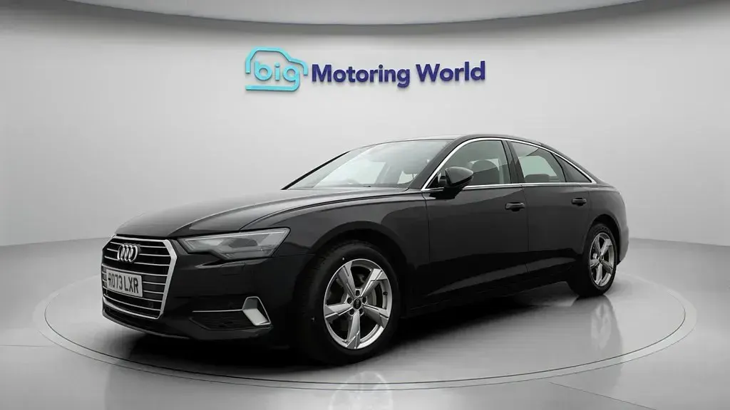 Usado Audi A6 Sport 204 HP (150 kW) 2023 Preto Sedan