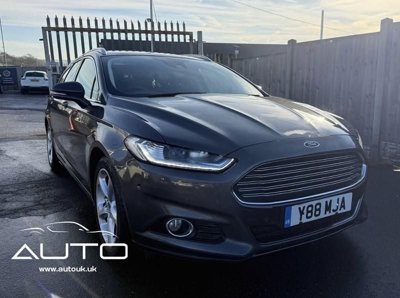 Used Ford Mondeo Titanium 210 HP (154 kW) 2016 Grey Estate
