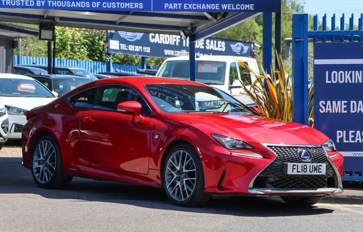 Used Lexus RC300h Sport Line 223 HP (164 kW) 2018 Red Coupe