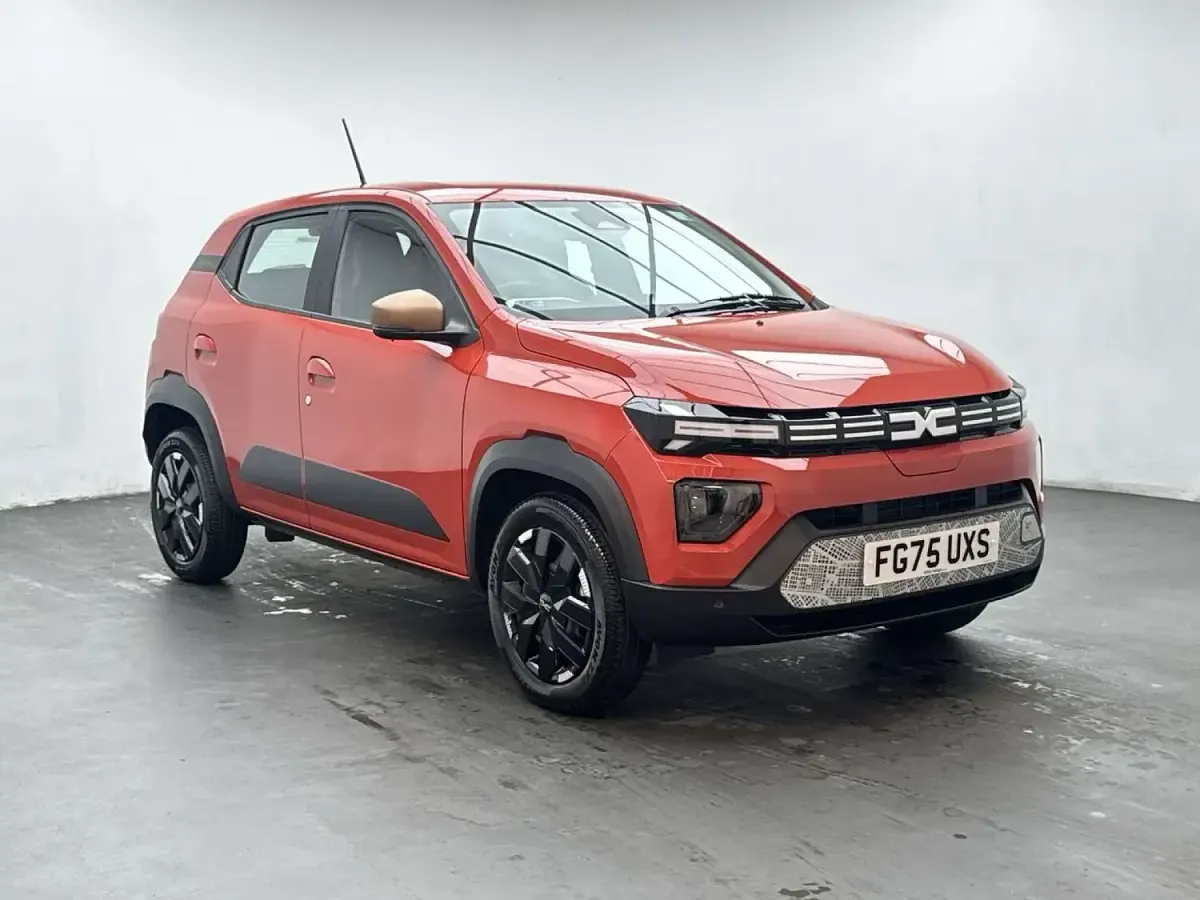 New Dacia Spring Extreme 47 kW (65 HP) 2025 Red Hatchback