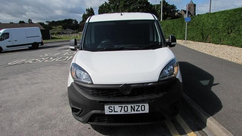 Used Fiat Doblò 2020 White MPV