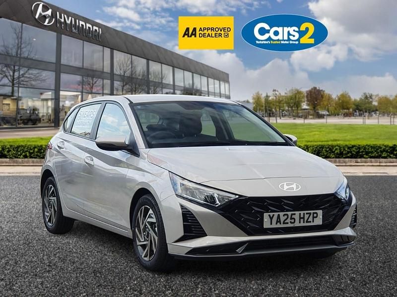 Grey New 2025 Hyundai i20 Advanced Hatchback | £22,700 (A bit pricey) - Image 1/4
