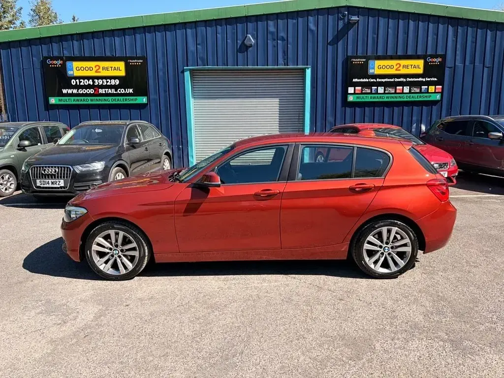 Used BMW 120 Sport Line 184 HP (135 kW) 2017 Orange Hatchback