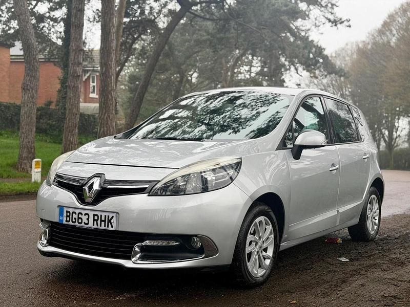 Used Renault Scénic III Dynamique 110 HP (80 kW) 2013 Silver MPV