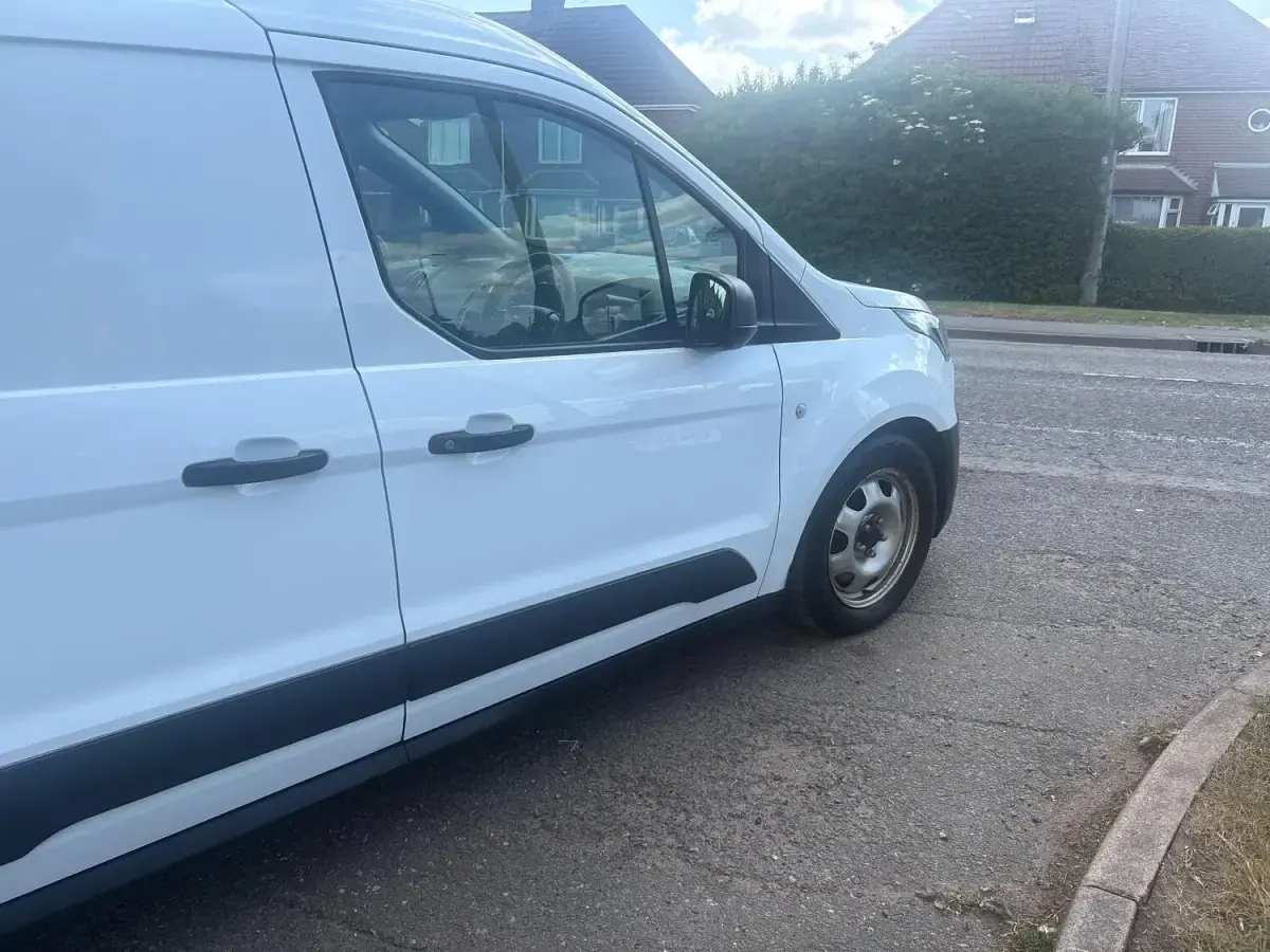 Used Ford Transit Connect 2022 White MPV