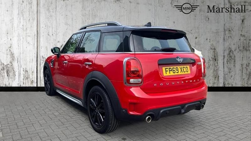 Used Mini Cooper S Countryman Sport 192 HP (141 kW) 2019 Red SUV