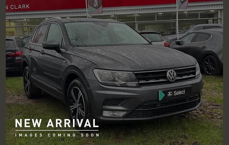 Grey Used 2016 VW Tiguan SE SUV | £11,500 (Fair price) - Image 1/4