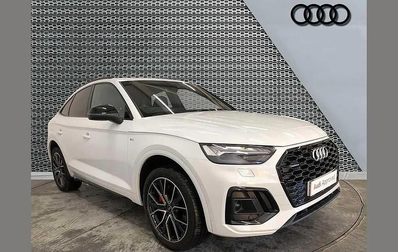 Used Audi Q5 Sportback Comfort 261 HP (191 kW) 2022 White SUV